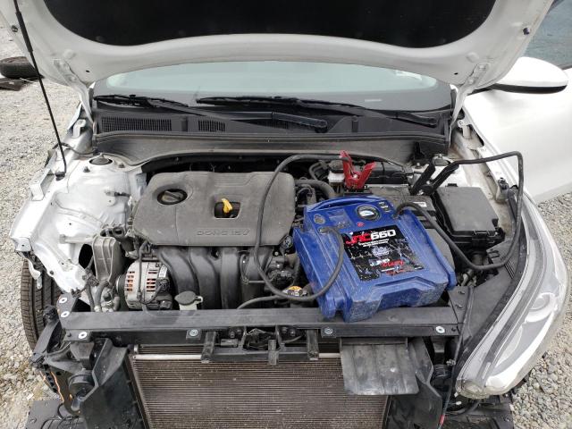 3KPF24AD3ME307205 KIA FORTE FE