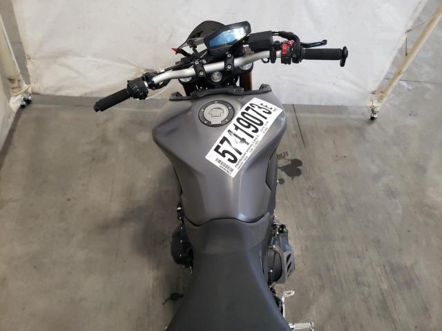 2015 YAMAHA FZ09 JYARN33E0FA005649
