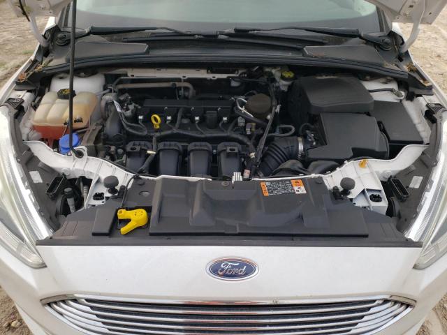 1FADP3N28FL328255 Ford Focus Titanium