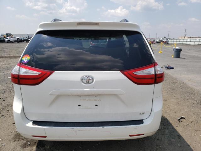 5TDKZ3DC8HS823546 Toyota SIENNA LE