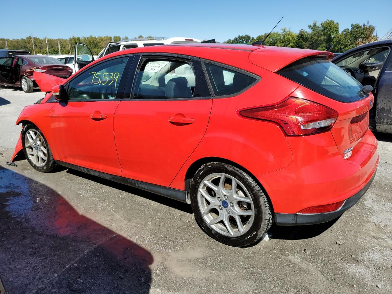 2015 Ford Focus Se vin: 1FADP3K26FL326816