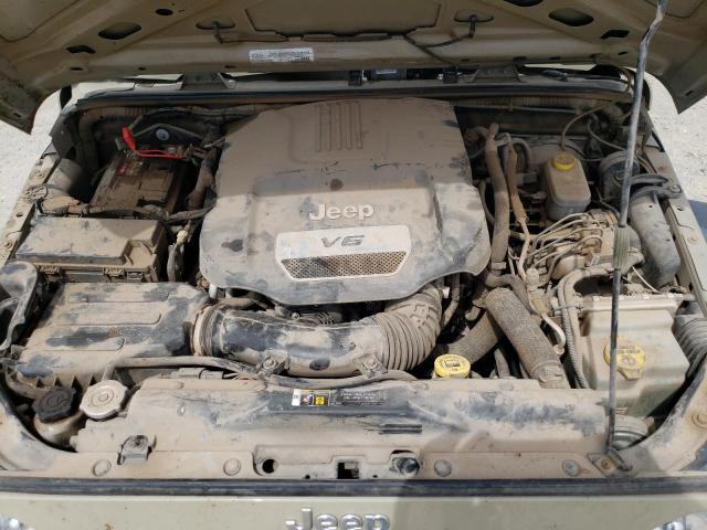 1C4BJWDG2HL744810 Jeep Wrangler Unlimited Sport
