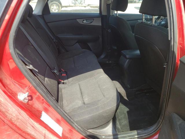 3KPF24AD5ME329366 KIA FORTE FE