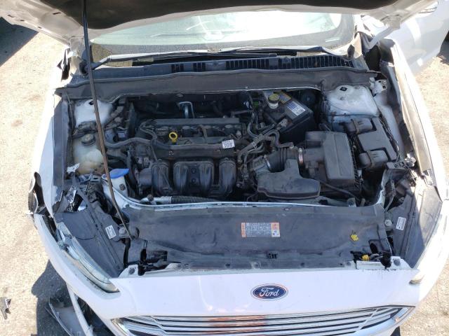 3FA6P0H76FR265995 Ford FUSION SE