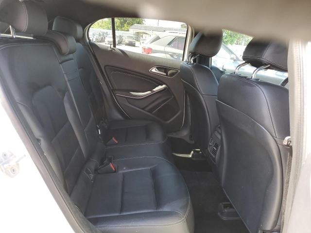 WDCTG4GB4HJ301460 Mercedes-Benz Gla 250 4matic