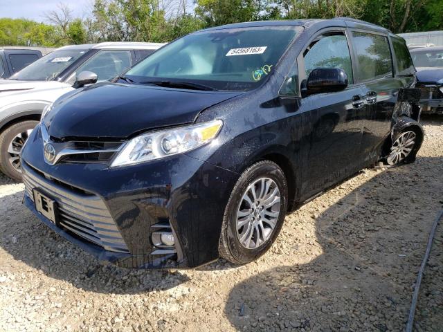 2019 Toyota Sienna XLE