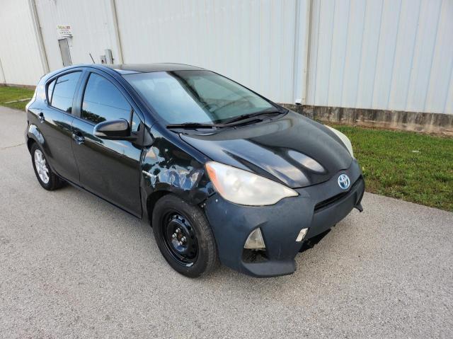 2013 Toyota Prius c 