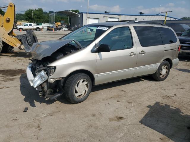 2000 Toyota Sienna LE