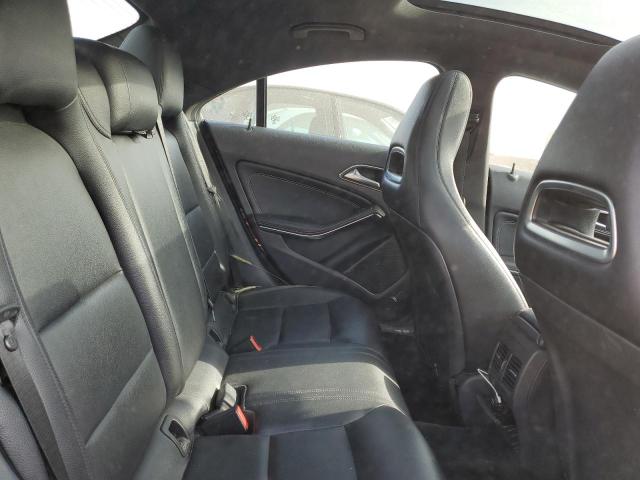 WDDSJ4GB9EN078457 Mercedes-Benz CLA 250 4MATIC