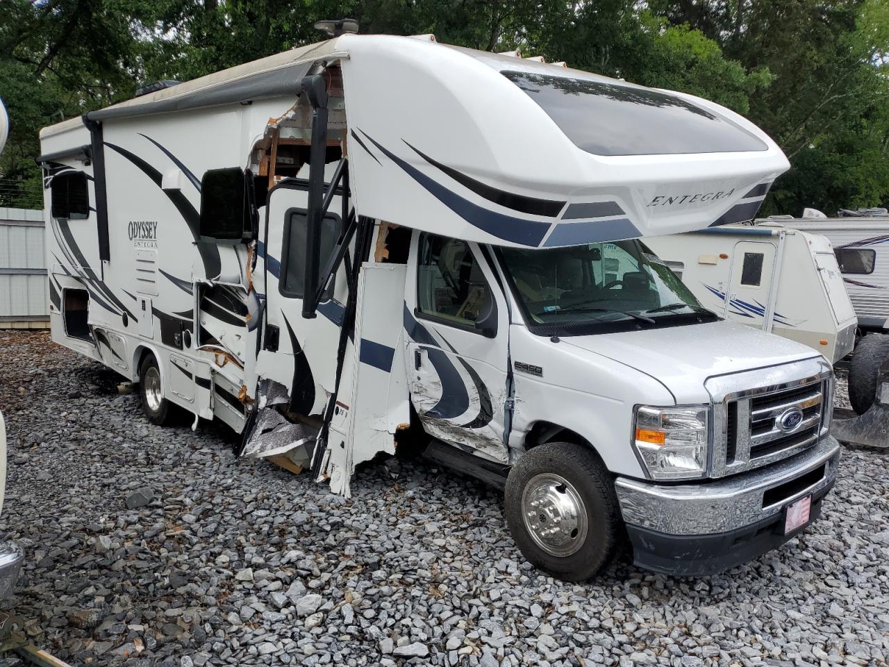 2021 Ford Econoline 7.3L for Sale in Cartersville, GA - Side