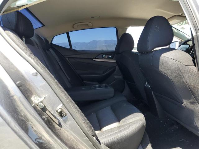 1N4AA6APXJC398033 Nissan Maxima 3.5s