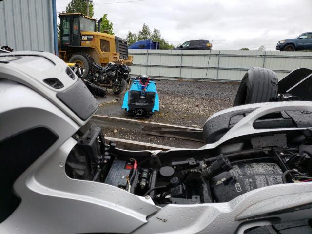 2009 BMW R1200 RT - WB10388069ZT14381
