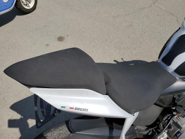 2021 DUCATI PANIGALE V ZDMHAATW1MB003493