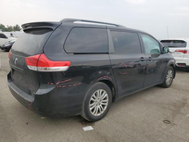 5TDYK3DC1BS063188 2011 TOYOTA SIENNA, photo no. 3