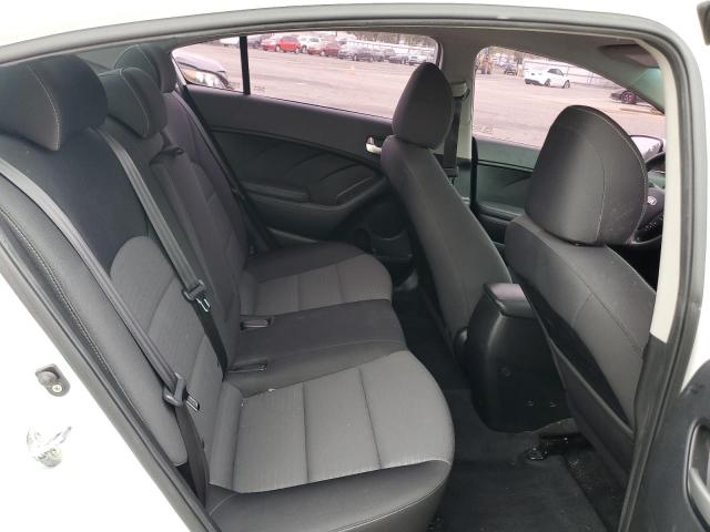 3KPFL4A76JE253126 KIA FORTE LX