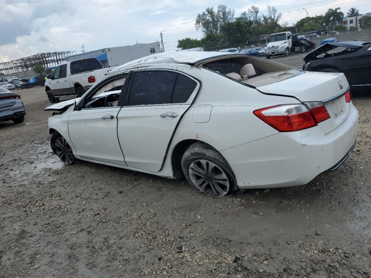 1HGCR2F33DA256764 2013 Honda Accord Lx