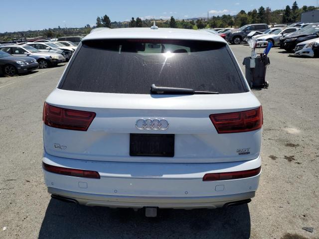 WA1VAAF75HD024564 2017 AUDI Q7, photo no. 6