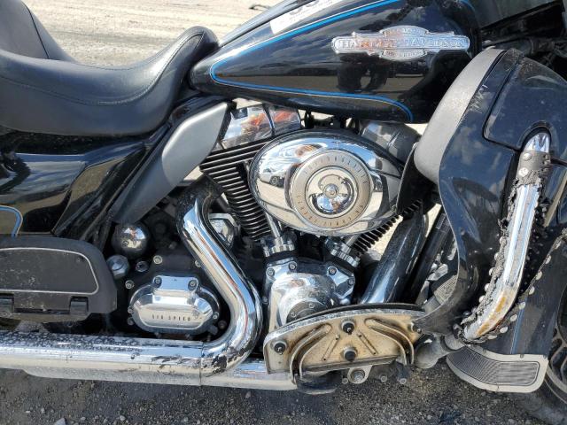 2011 HARLEY-DAVIDSON FLHTCU SHR 1HD1FL417BB620549