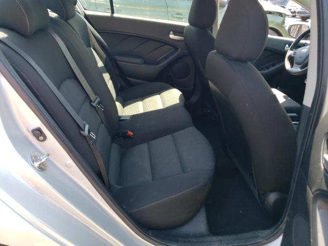 3KPFK4A72HE140352 KIA FORTE LX