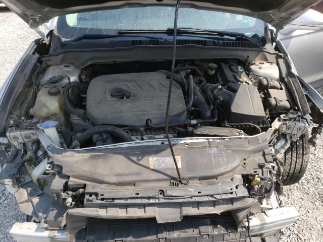 1FA6P0HD6E5389059 Ford FUSION SE