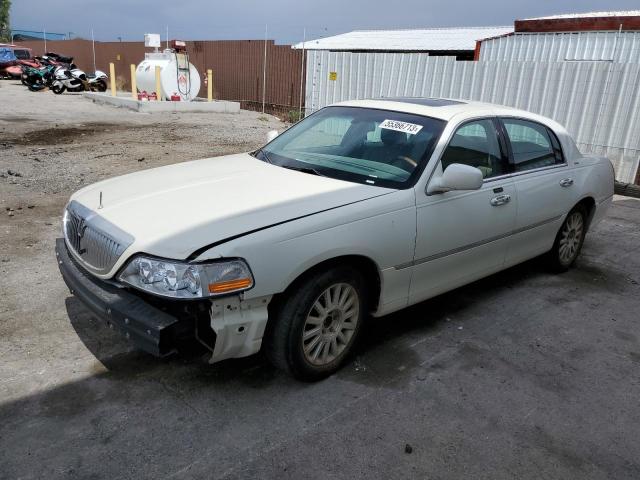 2004 Lincoln Town Car Ultimate