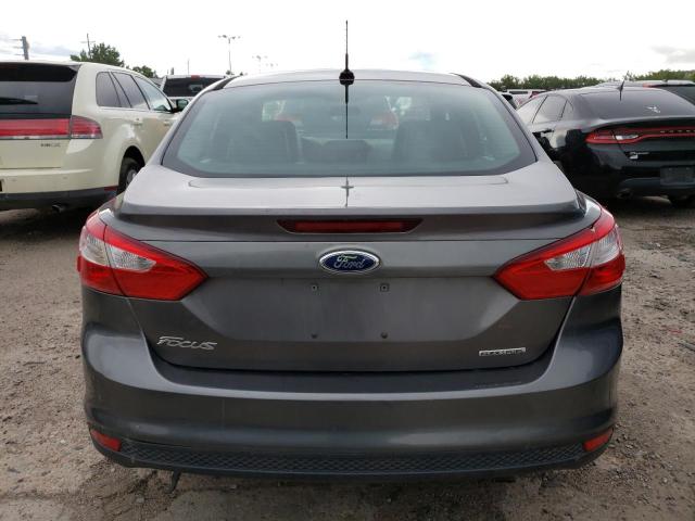 1FADP3F22EL131899 Ford FOCUS SE