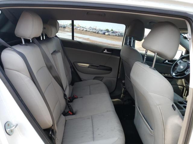 KNDPMCAC3H7139622 KIA Sportage Lx