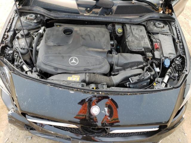 WDDSJ4GB7HN495869 Mercedes-Benz CLA 250 4MATIC
