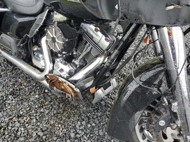 2011 HARLEY-DAVIDSON FLTRU 1HD1KGM19BB603805