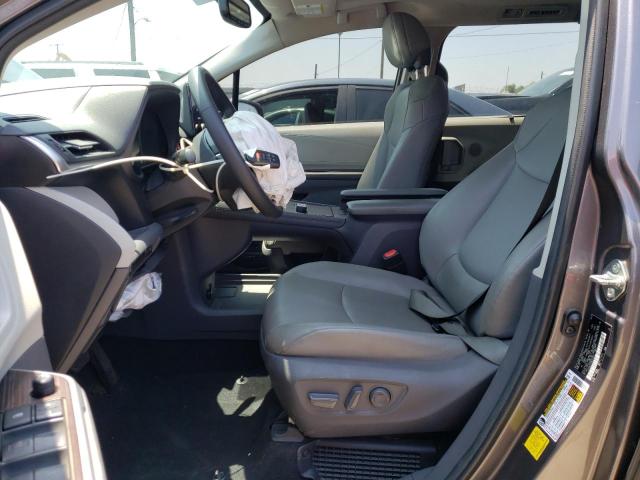 5TDJRKEC0MS001323 Toyota SIENNA XLE