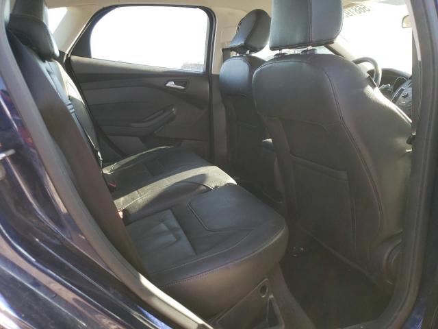 1FADP3K25GL321835 Ford FOCUS SE