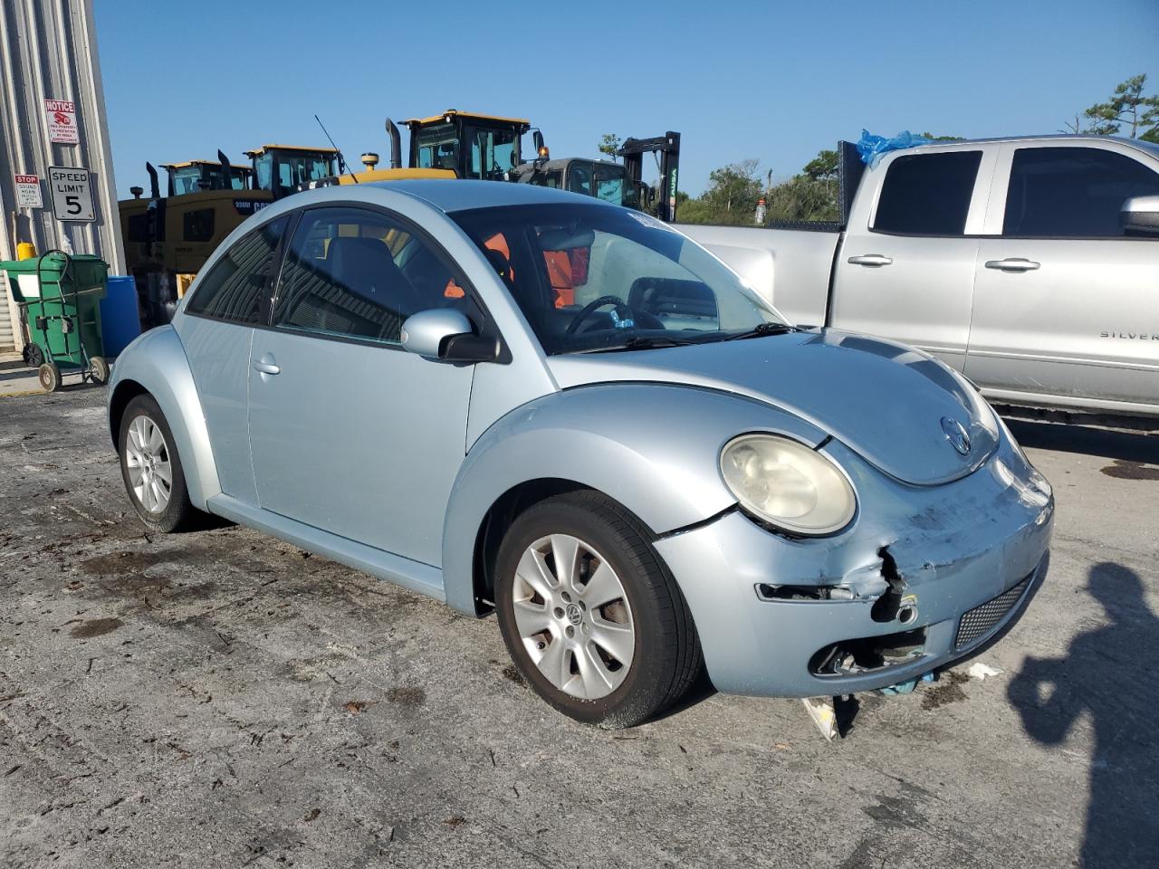 3VWPW31CX9M518731 2009 Volkswagen New Beetle S