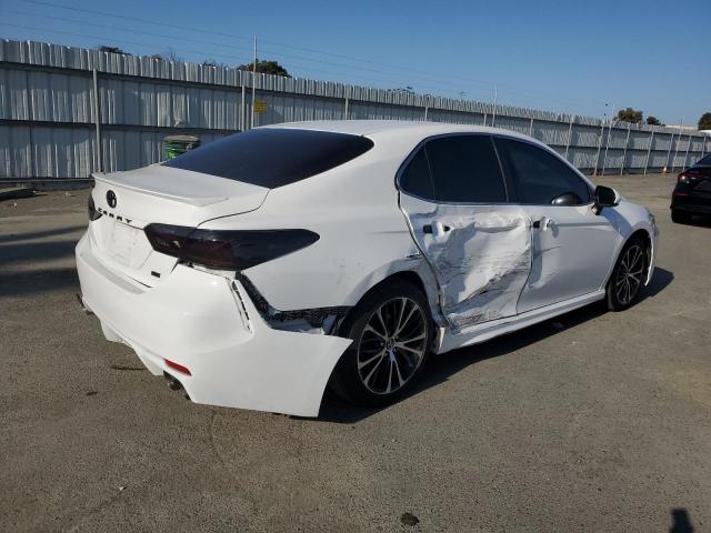2018 TOYOTA CAMRY 4D 2 - 4T1B11HK0JU573035