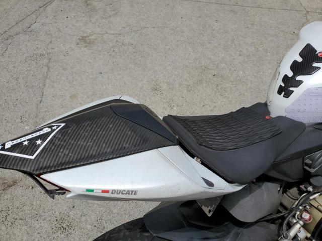 2015 DUCATI SUPERBIKE - ZDM14BUW6FB024615