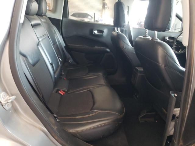 3C4NJCBB6JT489284 Jeep Compass Latitude