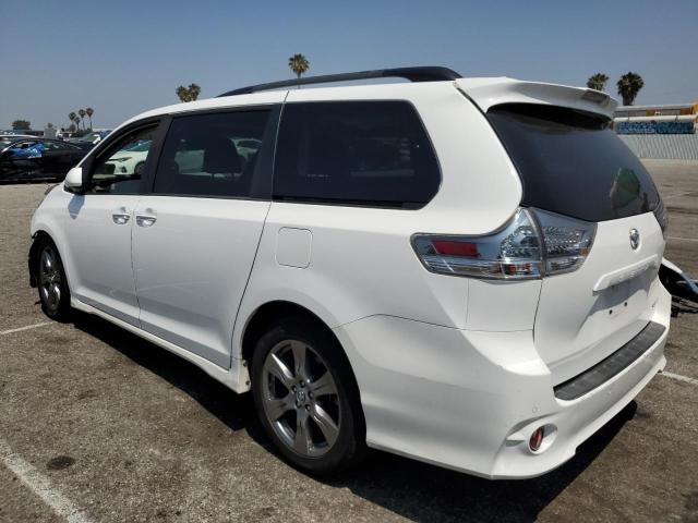 5TDXZ3DC4KS979368 2019 TOYOTA SIENNA, photo no. 2