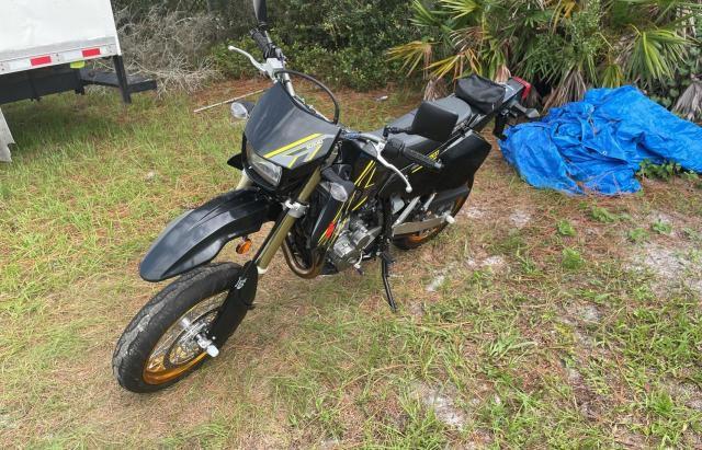 2018 SUZUKI DR-Z400 SM - JS1SK44A4J2100745