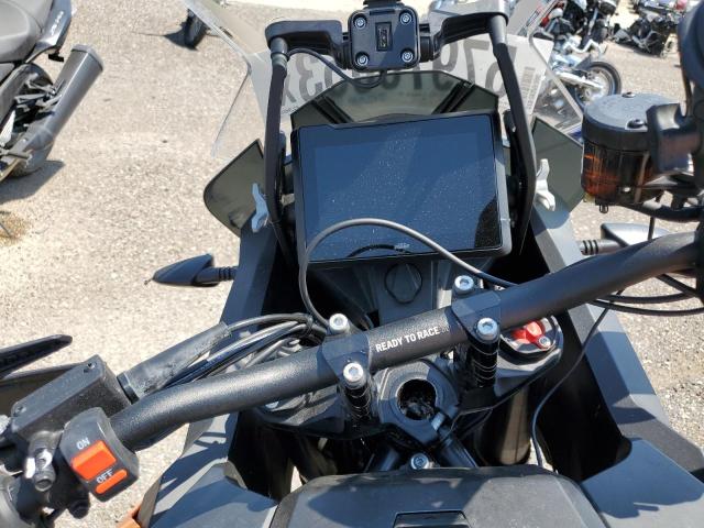 2022 KTM 1290 SUPER - VBKV79401NM951046