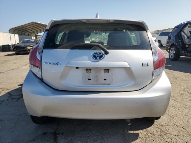 JTDKDTB36F1579763 Toyota PRIUS C