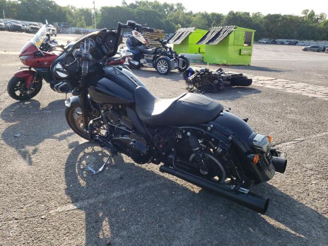 2022 HARLEY-DAVIDSON FLHXST - 1HD1ABL1XNB671820