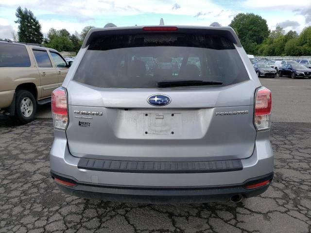 JF2SJAGC5JH583746 Subaru Forester 2.5i Premium