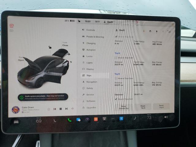 7SAYGDEF9NF373858 Tesla Model Y