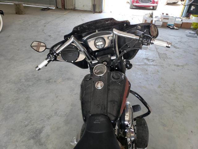 2004 HARLEY-DAVIDSON FLHPI 1HD1FHW174Y708821