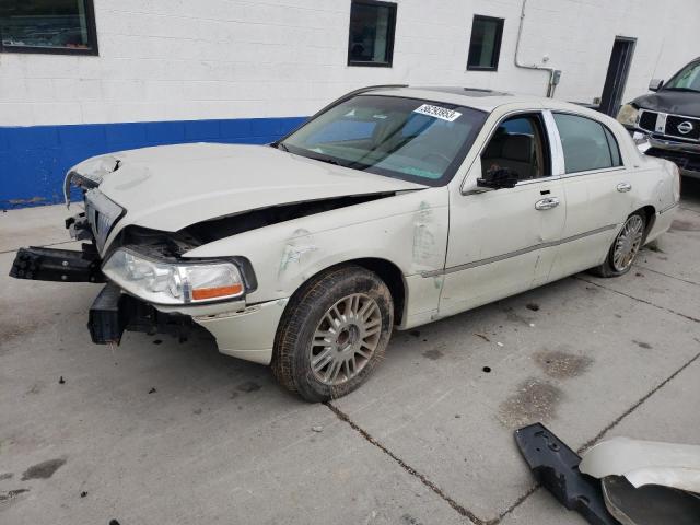 2006 Lincoln Town Car 