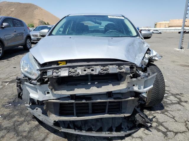 1FADP3F22HL271164 Ford FOCUS SE