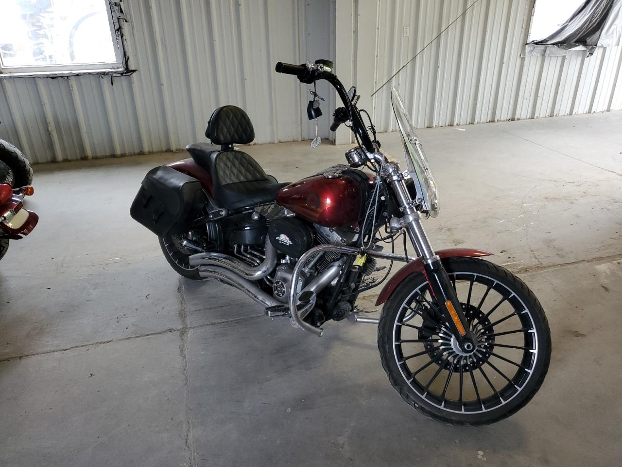 1HD1BFV15HB038311 HARLEY-DAVIDSON FXSB BREAK 2017