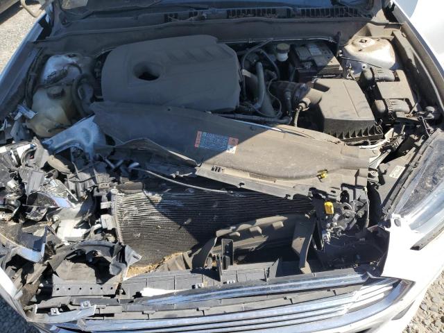 3FA6P0HD7GR134792 Ford FUSION SE