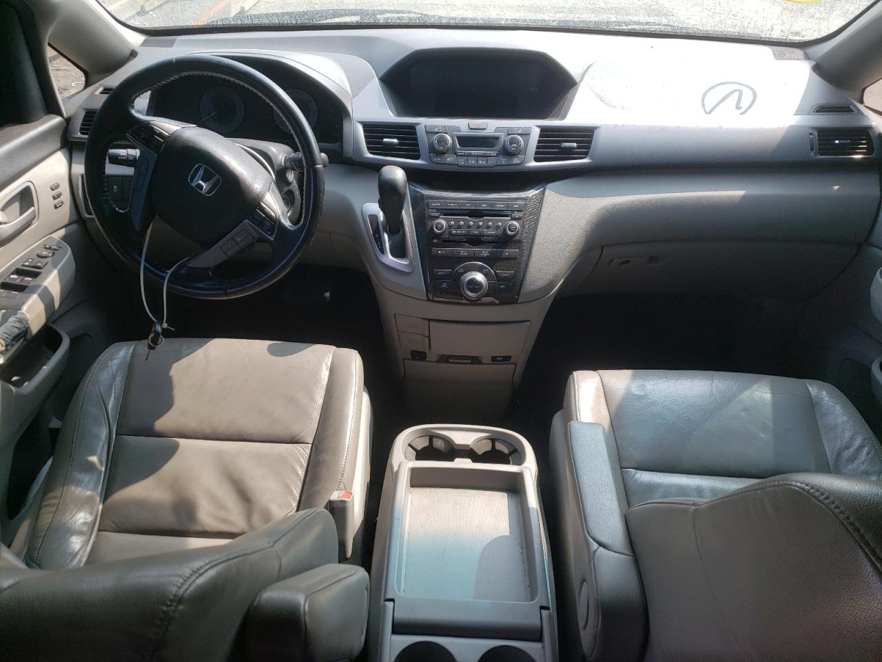 5FNRL5H98BB033735 2011 Honda Odyssey Touring