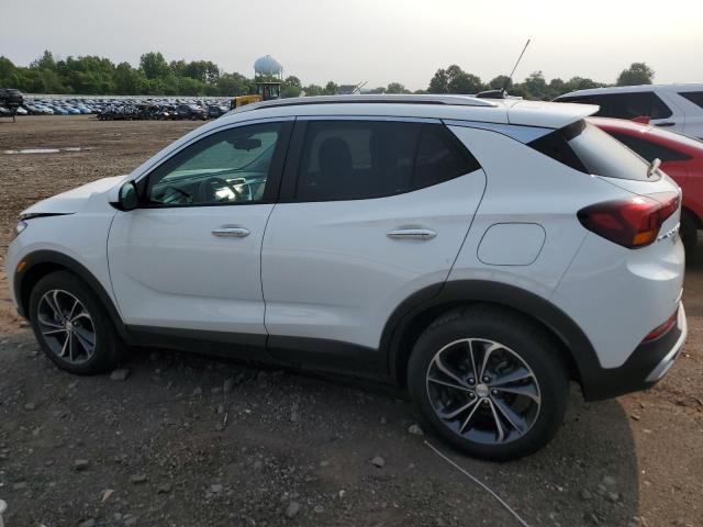 KL4MMDS2XNB107526 2022 BUICK ENCORE, photo no. 2