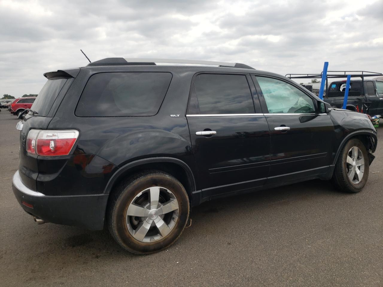 1GKKRSED3BJ207151 2011 GMC Acadia Slt-2